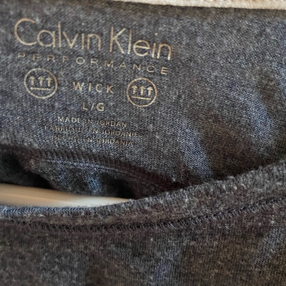 Calvin Klein performance - Picture 4 of 4